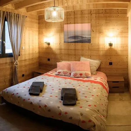 Cosy 4 étoiles Le Domaine Des Mésanges Chalet