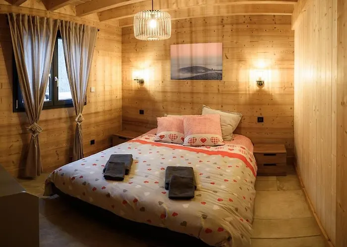 Cosy 4 Etoiles Le Domaine Des Mesanges 샬레